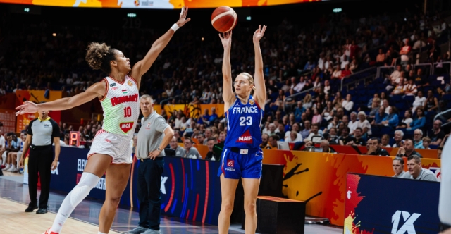 Les Bleues écrasent la Hongrie et réussissent leur entrée