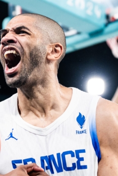 Les 10 costumes de Batman : toutes les vies de Nicolas Batum