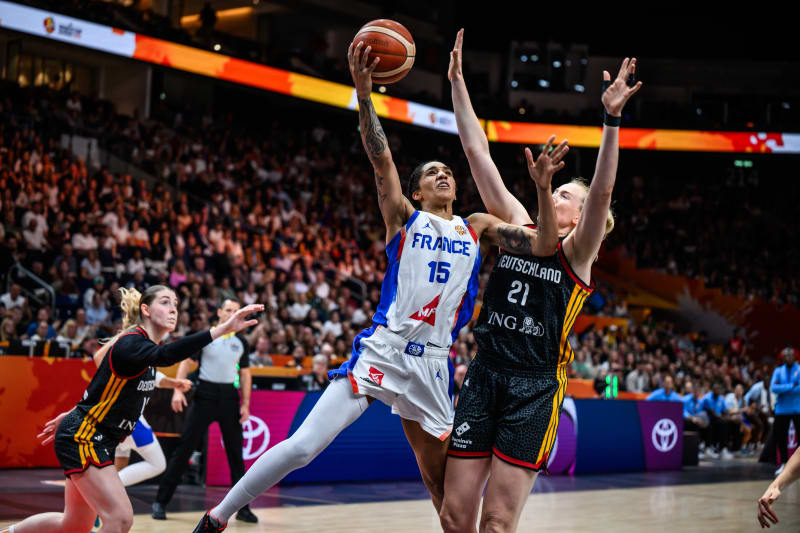 Les Bleues climatisent Berlin et filent en finale !