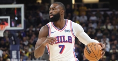 « C’est du marketing » : Jaylen Brown critique les trophées NBA