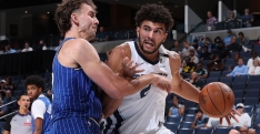 Cam Boozer deuxième joueur le plus jeune en triple-double