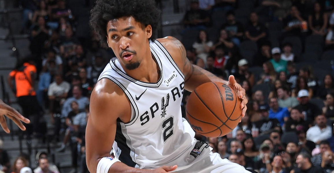 Fox, Harper et Castle ensemble : les Spurs testent un cinq qui plaît à Wembanyama