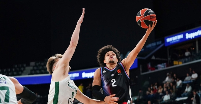 Première victoire de Paris en EuroLeague, Nadir Hifi héroïque !