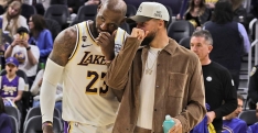 Curry et LeBron ensemble ? Steph revient sur les discussions de cet été