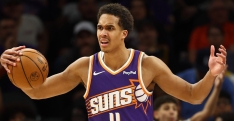 Les Suns récompensent leur jeune intérieur avec 29 millions de dollars
