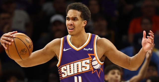 Les Suns récompensent leur jeune intérieur avec 29 millions de dollars